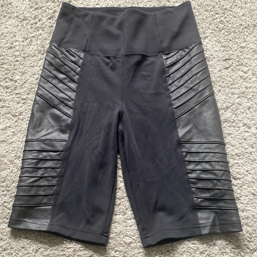 ATHLETA Delancey Gleam Moto Shorts